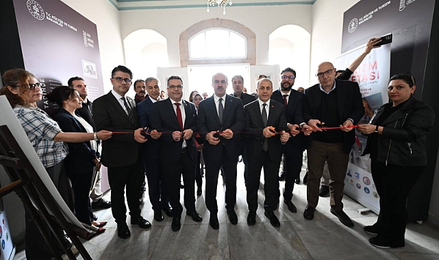 “Geçmişten Günümüze: Troas Kazıları” sergisi açıldı