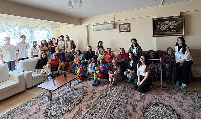 Gönül Elçileri, Sevgi Evi ve Huzurevinde Gönüllere Dokundu