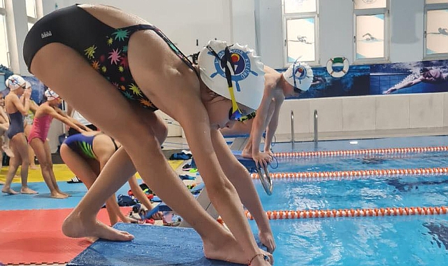 İÇDAŞ Spor Kulübü Yüzme Takımı’ndan Karabiga’da gelişim kampı