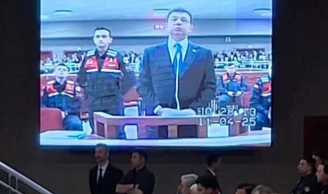 Muharrem Erkek'ten İmamoğlu paylaşımı: "Bu fotoğraf kimlerin vicdanlarda mahkum olduğunu gösteriyor"