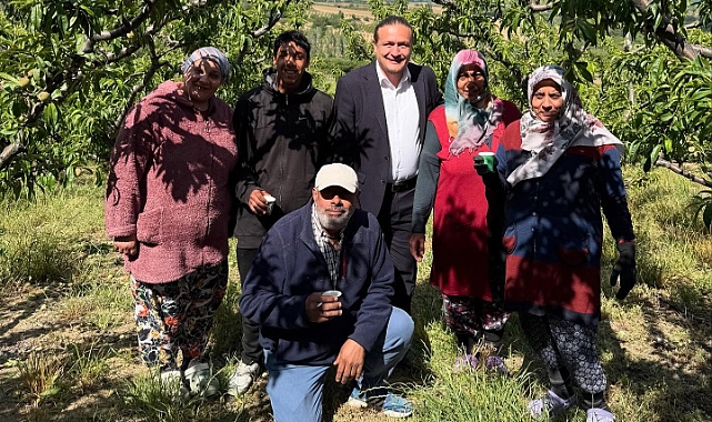 Başkan Atilla Öztürk çiftçilerle buluştu