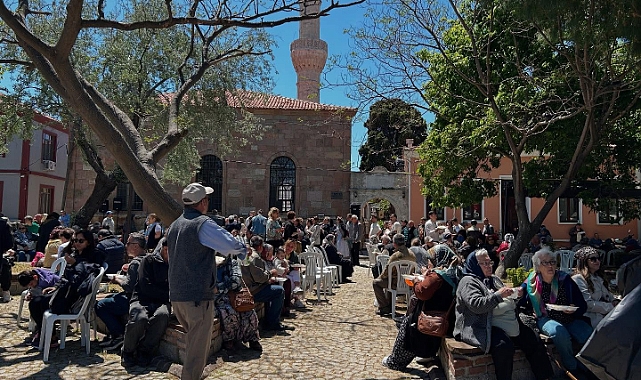 Bozcaada'da geleneksel hayır programı