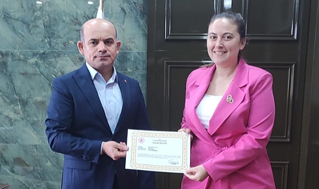 Çan İlçe Sağlık Müdürü Dr. Nilay Baran Madan’a başarı belgesi