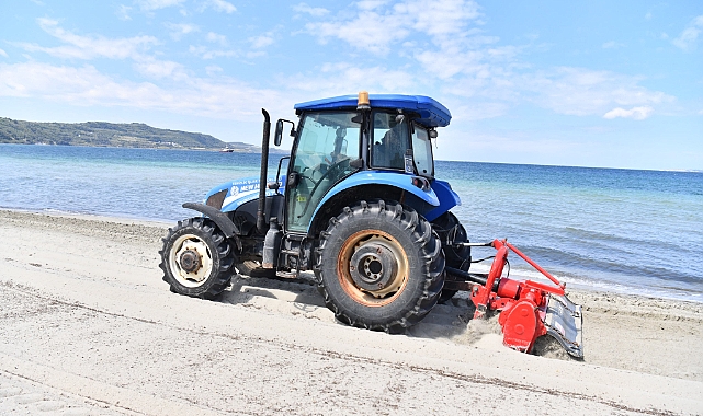 Çanakkale Belediyesi’nden sahillerde temizlik çalışması