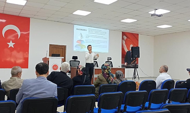 Çanakkale’de hacı adaylarına eğitim semineri düzenlendi
