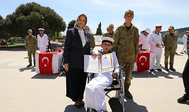 Çanakkale’de özel bireyler temsili askerlik gururu yaşadı