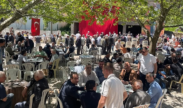 Çanakkale'de vatandaşlar ve protokol köy hayırlarında buluşuyor