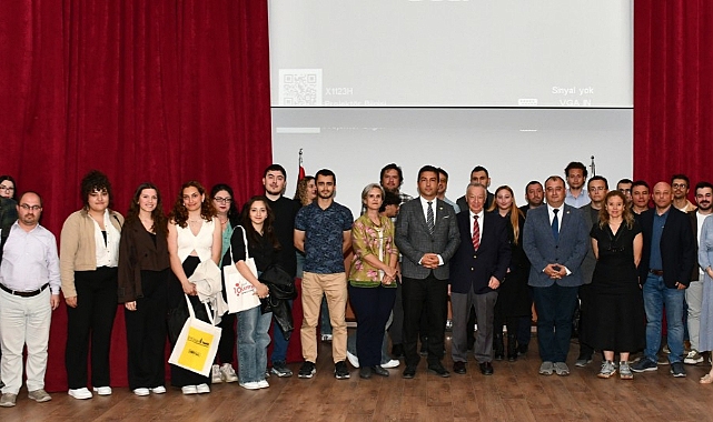 ÇOMÜ'de "Akademik Mikroçevre ve Bilimde Merakın Önemi" konferansı gerçekleştirildi