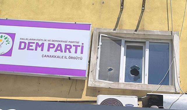 DEM Parti Çanakkale İl Binasına taşlı saldırı