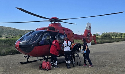 Gökçeada’da kalp krizi geçiren hasta Hava Ambulansla Çanakkale’ye sevk edildi