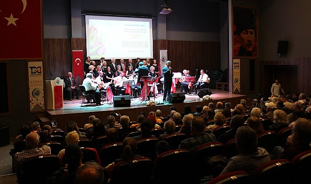 Kepez Belediyesi Klasik Türk Musikisi Korosu’ndan sanatseverlere müzik ziyafeti