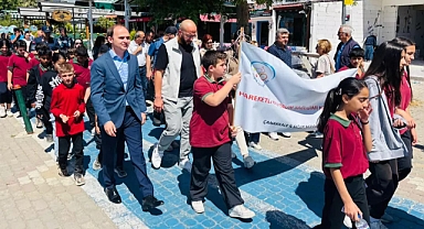 Küçükkuyu'da "Sağlık İçin Hareket Et" yürüyüşü düzenlendi