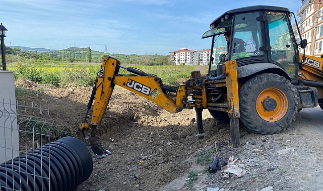 Lapseki’de altyapıdan çevre düzenlemesine yoğun mesai