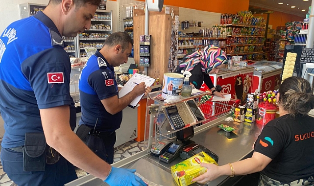 Marketlerde fiyat ve tarih denetimleri sürüyor