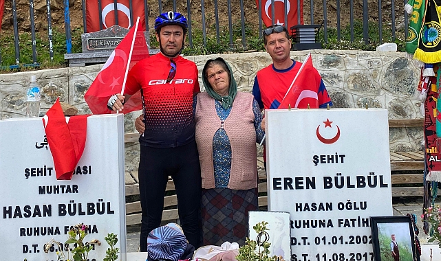 Murat Tecimen, Eren Bülbül’ün mezarını ziyaret etti