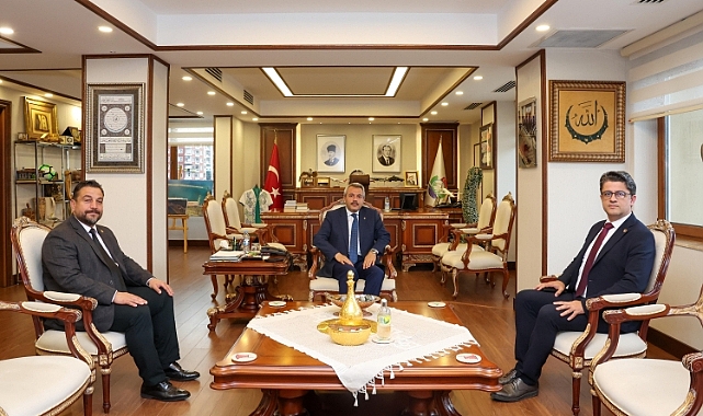 Rektör Prof. Dr. R. Cüneyt Erenoğlu’ndan Rize Valisi Baydaş’a ziyaret