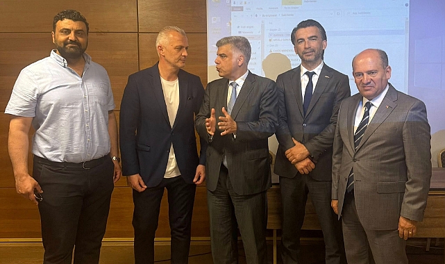 Sakız-Çeşme arasında düzenlenecek yüzme yarışına destek