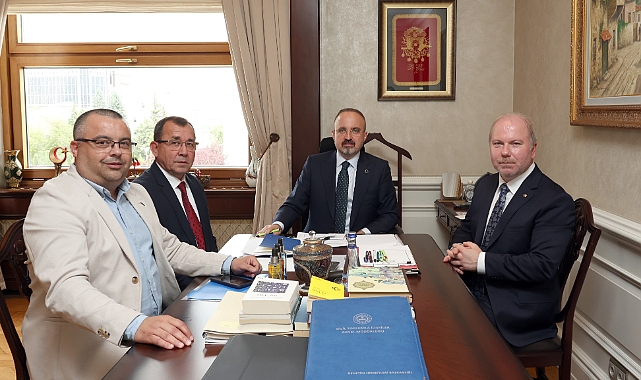Turan, Biga Ticaret Borsası Heyetini Ağırladı