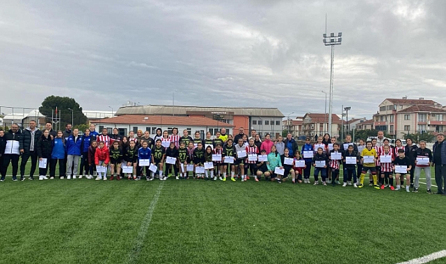 U15 Kız Futbol Turnuvası tamamlandı