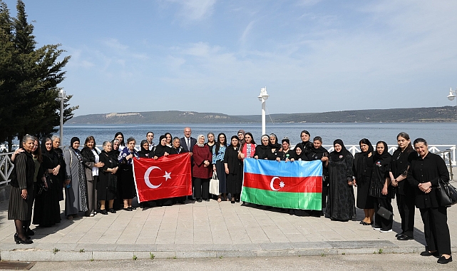 Vali Toraman, Azerbaycanlı Şehit annelerini Çanakkale’de ağırladı