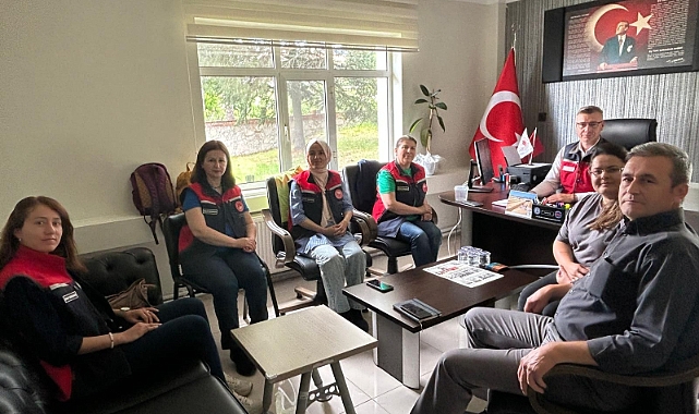 Yenice’de çilek tarımı masaya yatırıldı