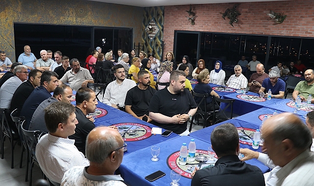 AK Parti Çanakkale İl Teşkilatı Ezine’de danışma toplantısı gerçekleştirdi