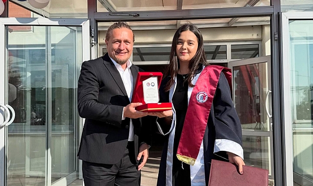 Başkan Atilla Öztürk, Lapseki MYO mezuniyet töreninde