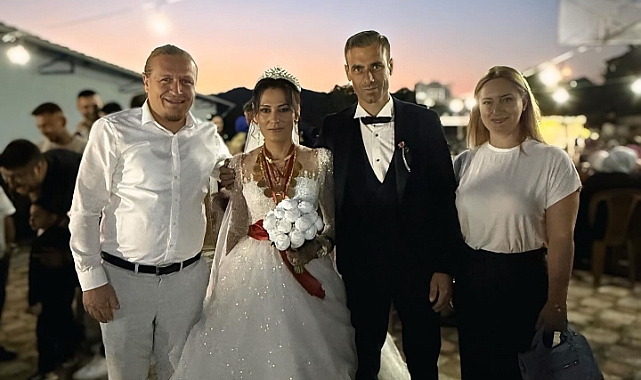 Başkan Öztürk, iki yuvanın kuruluşuna tanıklık etti