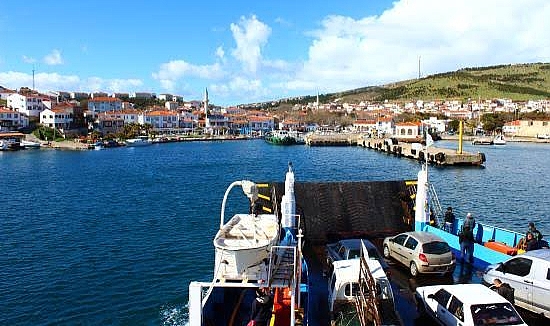 Bozcaada’ya Bayram Trafiği Düzenlemesi: Ağır Vasıta ve Büyük Araçlara Yasak