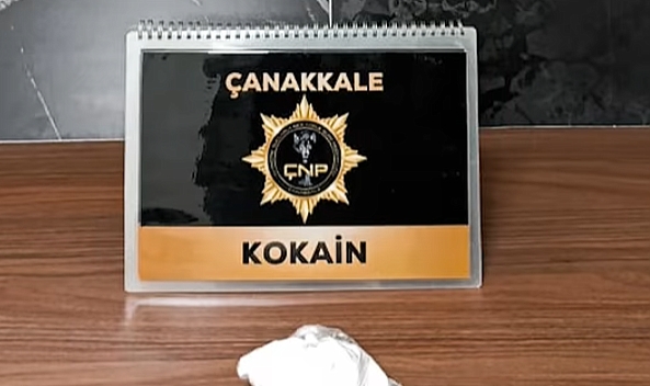 Çanakkale'de uyuşturucu operasyonu! 82,98 gram kokain ele geçirildi