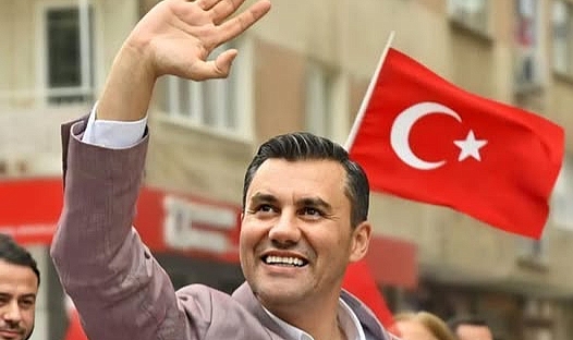 Çanakkale’den Ferdi Zeyrek için taziye mesajları