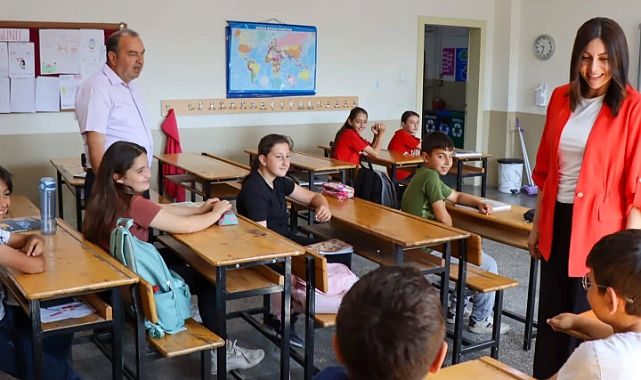 Çanakkale Millî Eğitim Müdürü Mine Hayta’dan Kumkale Ortaokuluna ziyaret