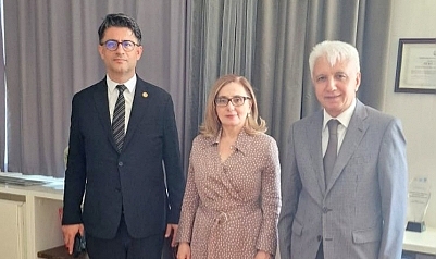 ÇOMÜ Rektörü Bakü’de akademik iş birliklerini güçlendirdi