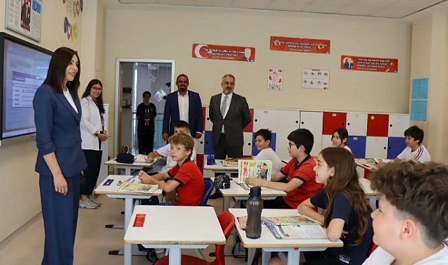 İl Millî Eğitim Müdürü Mine Hayta’dan Bahçeşehir Kolejine Ziyaret