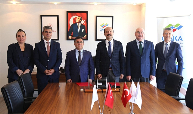 Kadınların Dijital Kariyer Yolculuğuna GMKA Desteği