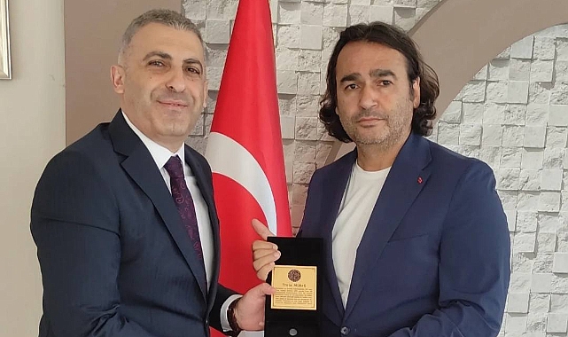 Kaymakam Emre Öztürk’ten Umurbey Belediye Başkanı Dr. Erdal Doğan’a veda ziyareti