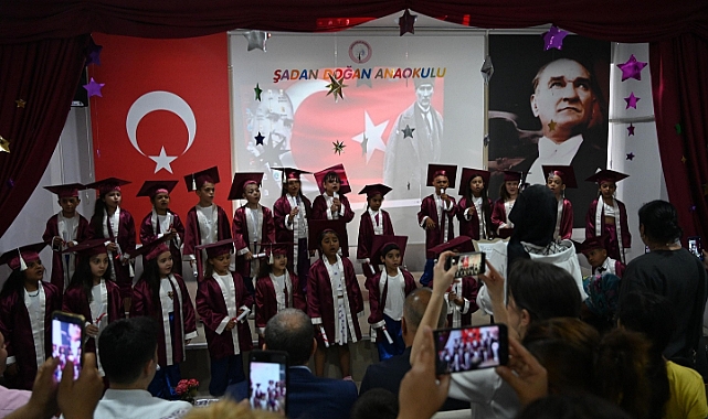 Minikler mezun oldu