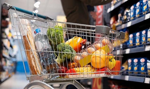 Ticaret ve perakende satış hacmi Nisanda yükseliş gösterdi