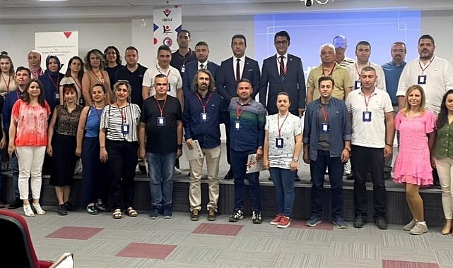 TÜBİTAK 4005 projesi açılışı ÇOMÜ Eğitim Fakültesinde gerçekleşti