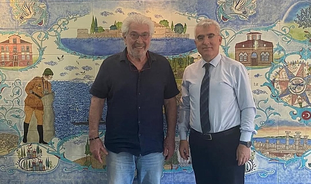 Usta Oyuncu Erdal Özyağcılar’dan İl Müdürü Borca’ya ziyaret