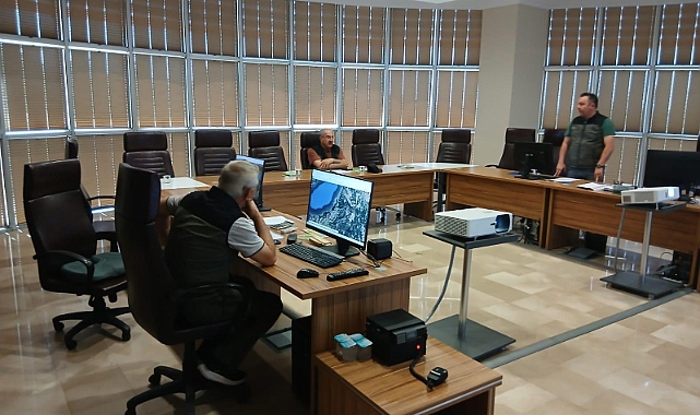 Vali Toraman, yangınları takip etti