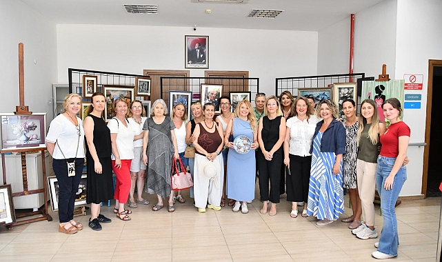 Yaza Merhaba Karma Sergisi kapılarını açtı