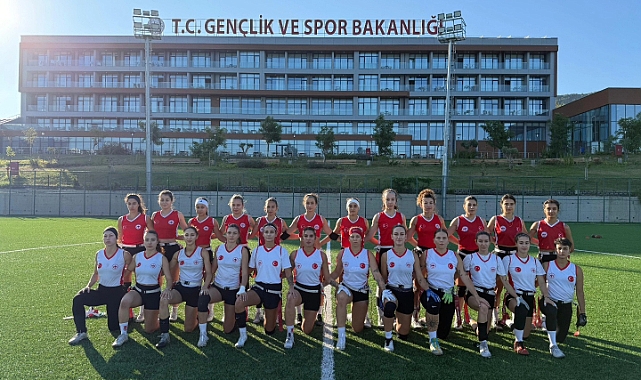 Ay-Yıldızlı Kadınlar Avrupa Şampiyonası Yolunda!