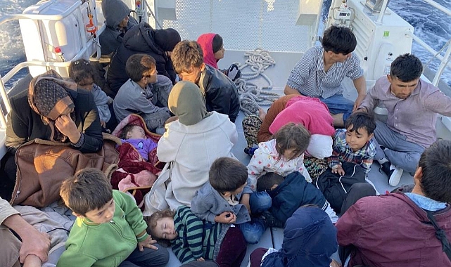 Ayvacık Açıklarında 15’i Çocuk 27 Kaçak Göçmen Kurtarıldı!