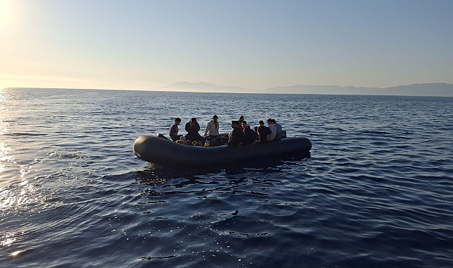 Ayvacık Açıklarında Can Pazarı: 16’sı Çocuk 23 Kaçak Göçmen Kurtarıldı