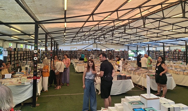 Bozcaada Kitap Fuarı 13. kez kapılarını açtı