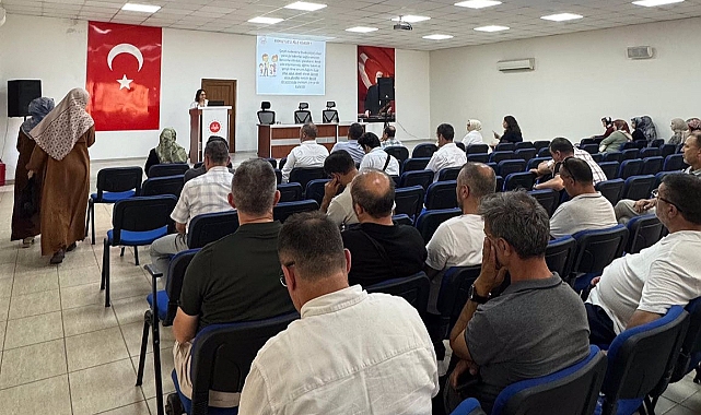 Çanakkale’de “Bir Yetime Aile Olmak” Paneli Büyük İlgi Gördü