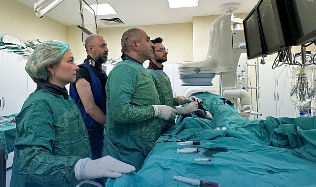 ÇOMÜ Sağlıkta Yeni Bir Dönemi Başlattı: Pelvik Konjesyon ve Myom Embolizasyonu Artık Çanakkale’de!