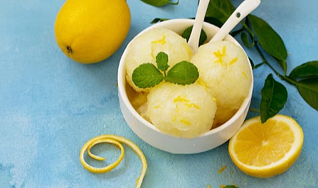 Ev Yapımı Limonlu Dondurma Tarifi