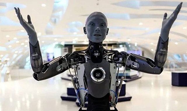 İnsana benzeyen robotlar 3 yıl içinde evlerimizde